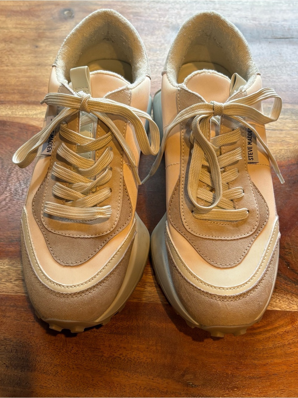 Steve Madden Campo Platform Sneakers ladies 8 shoes fashion runners